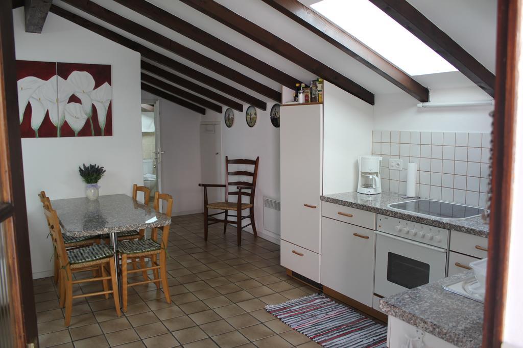 Casa Gialla Gordola Δωμάτιο φωτογραφία